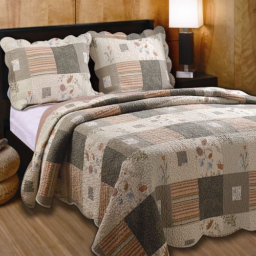 King size Southwest Floral Quilt Set with Shams 100% Cotton - Free Shipping