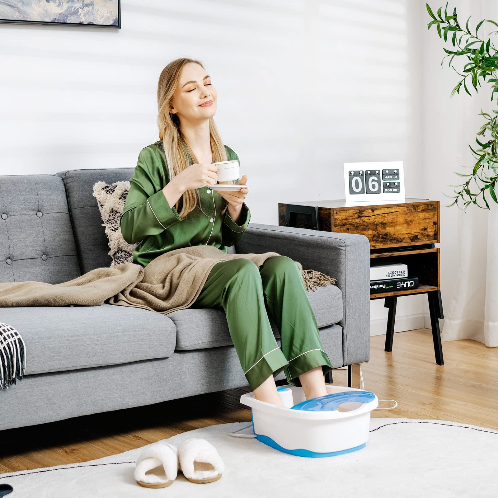 Giantex Foot Spa Bath W/Smooth Bubble Massage 