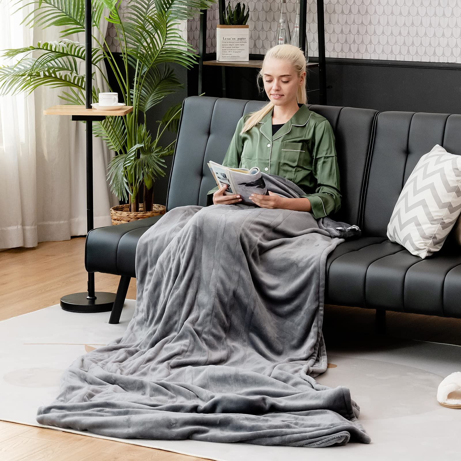Giantex Electric Heated Blanket, Flannel Electric Blanket Throws, 10 Heating Levels, 8 Hours Auto Off 