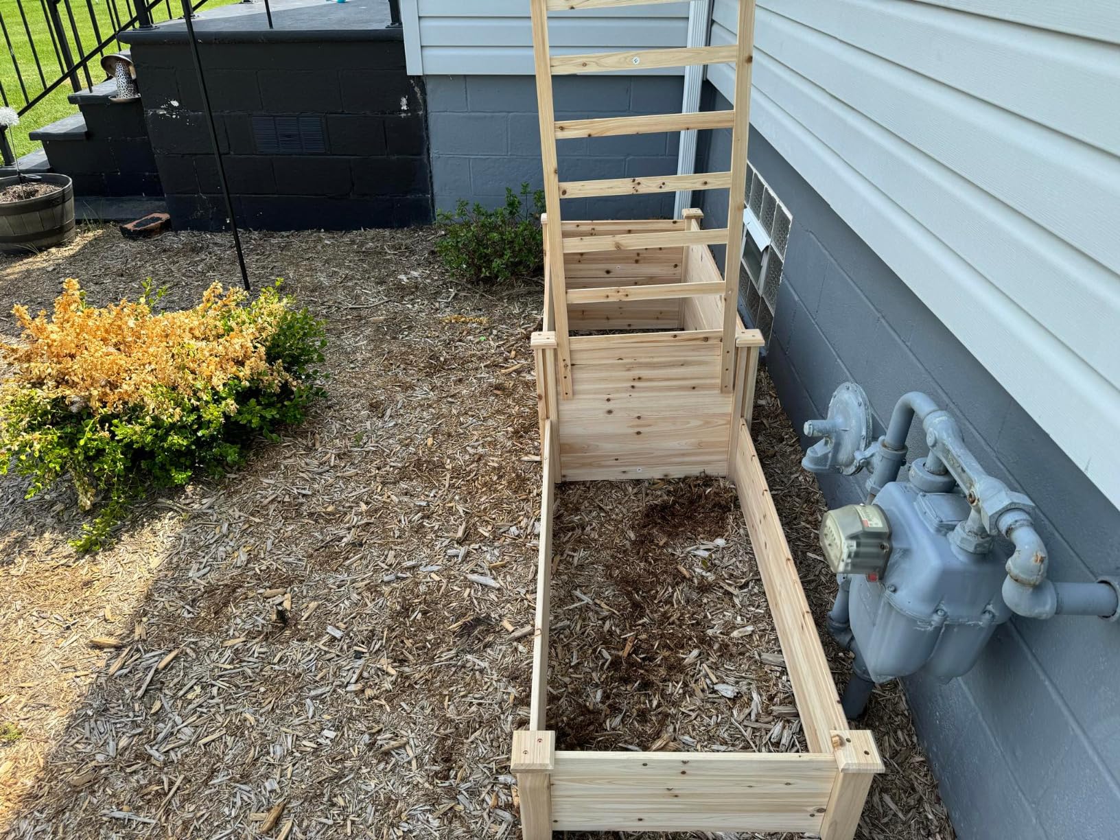 Giantex Raised Garden Bed with Trellis, 93" L x 25" W x 40" H 