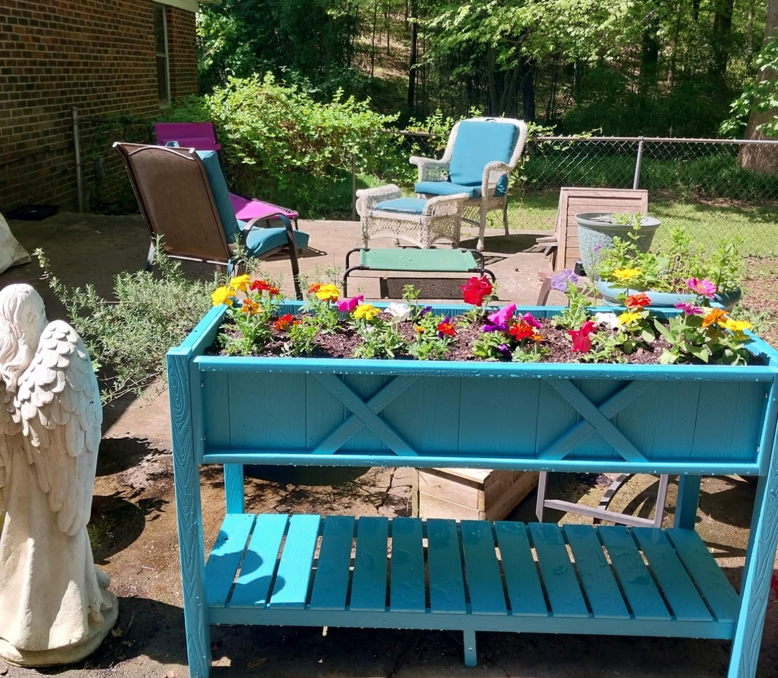Giantex HIPS Raised Garden Bed, Elevated Planter Box w/Legs, Storage Shelf, Drain Holes 