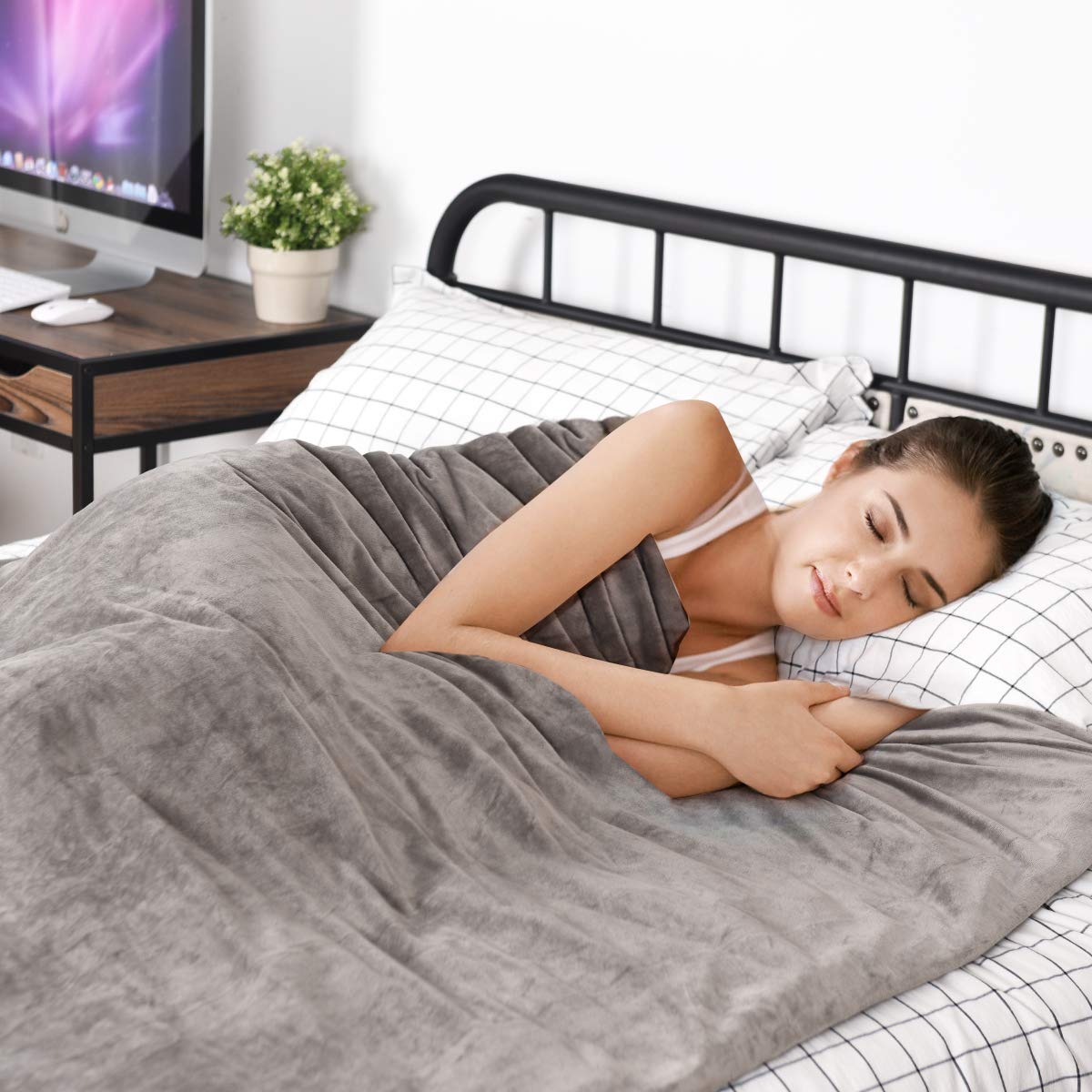 Premium Weighted Blanket, 20lbs |60'' x 80''| Queen Size 