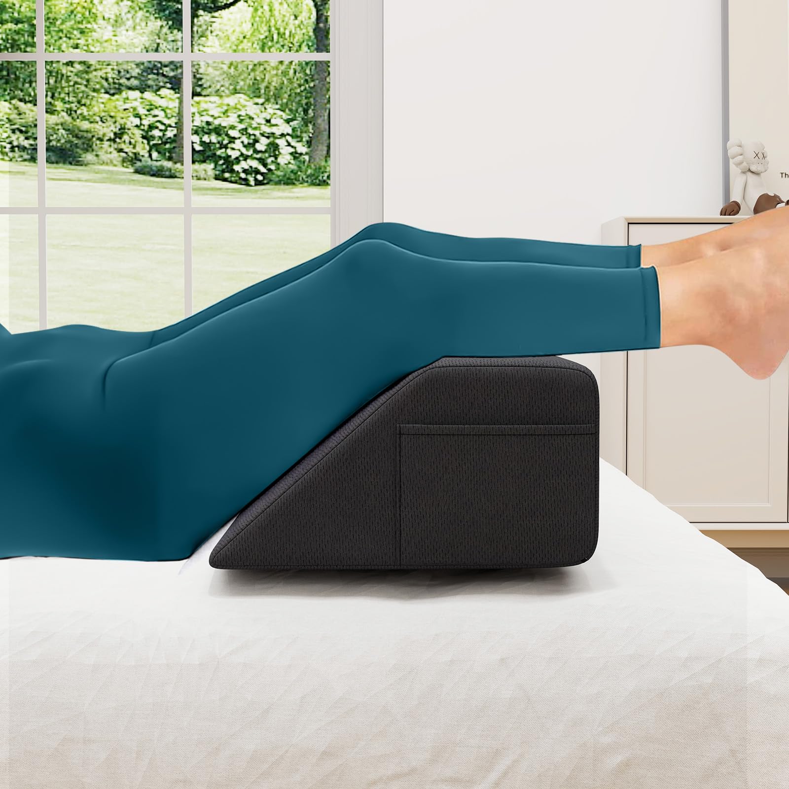 Giantex Bed Wedge Pillow for Headboard Gap Filler 