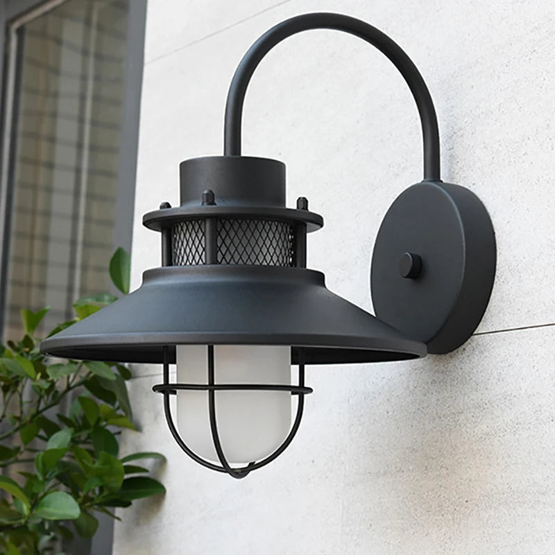 Outdoor Wall Lamp – IP54 Waterproof, American Retro Design for Balcony, Terrace, Entrance, Courtyard, and Farmhouse Lighting 