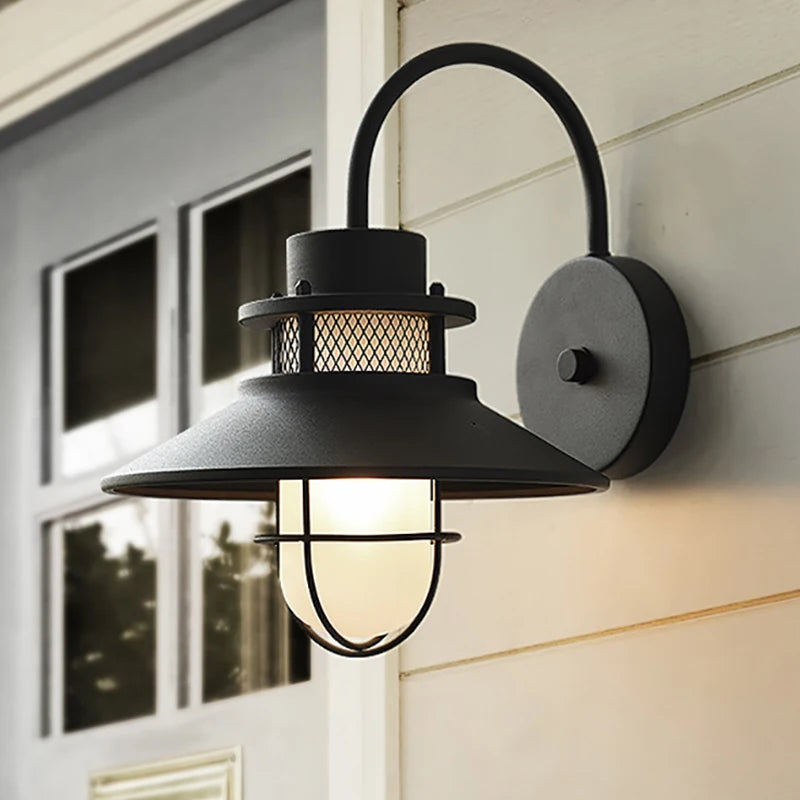 Outdoor Wall Lamp – IP54 Waterproof, American Retro Design for Balcony, Terrace, Entrance, Courtyard, and Farmhouse Lighting 
