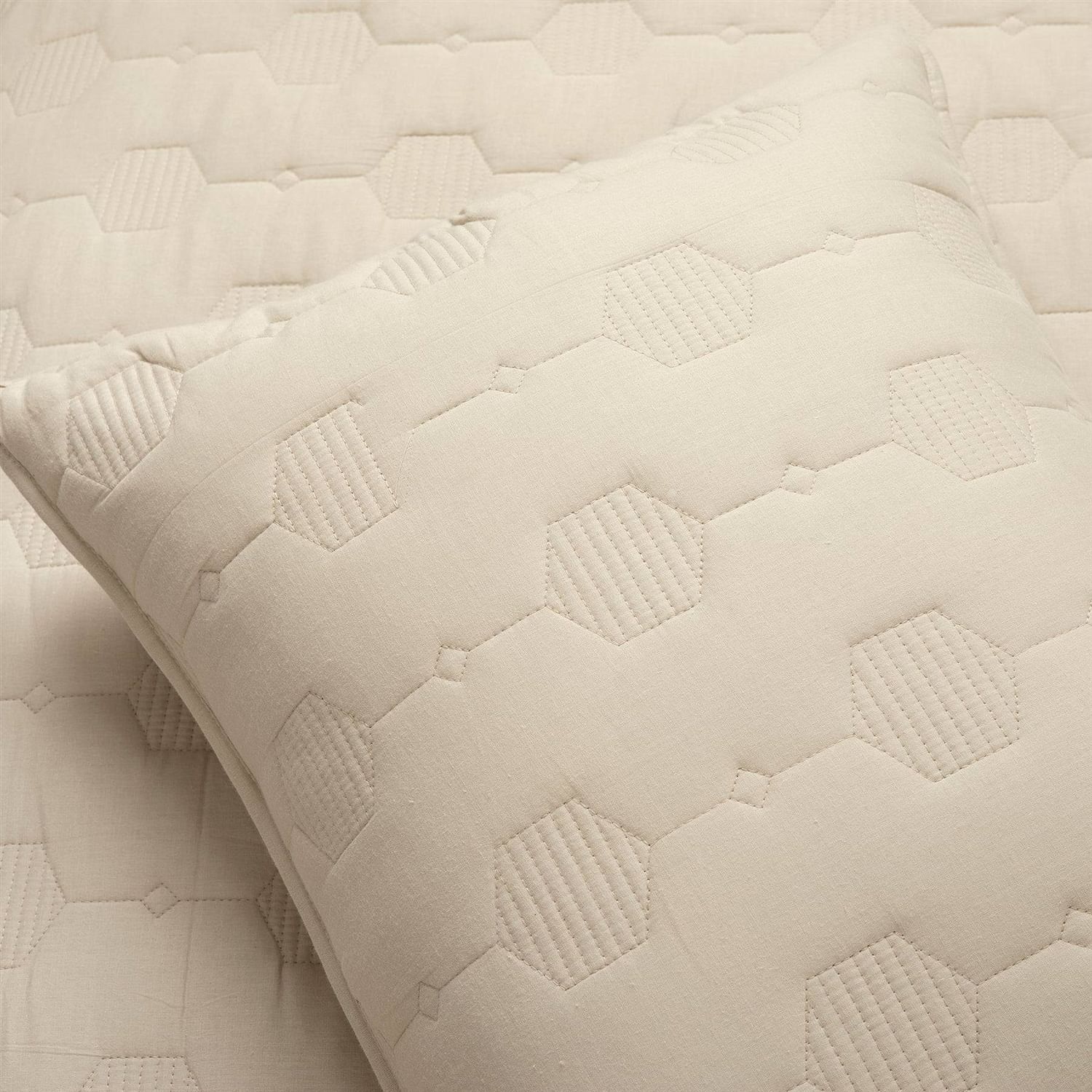 Full/Queen size Lightweight Beige Textured Cotton 3 Piece Quilt Set - Free Shipping 