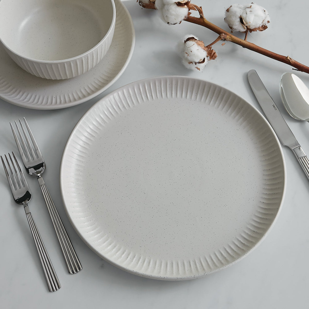 Dinnerware Set, 12-Piece, Stoneware, Fluted Embossed, Bone – Sesame