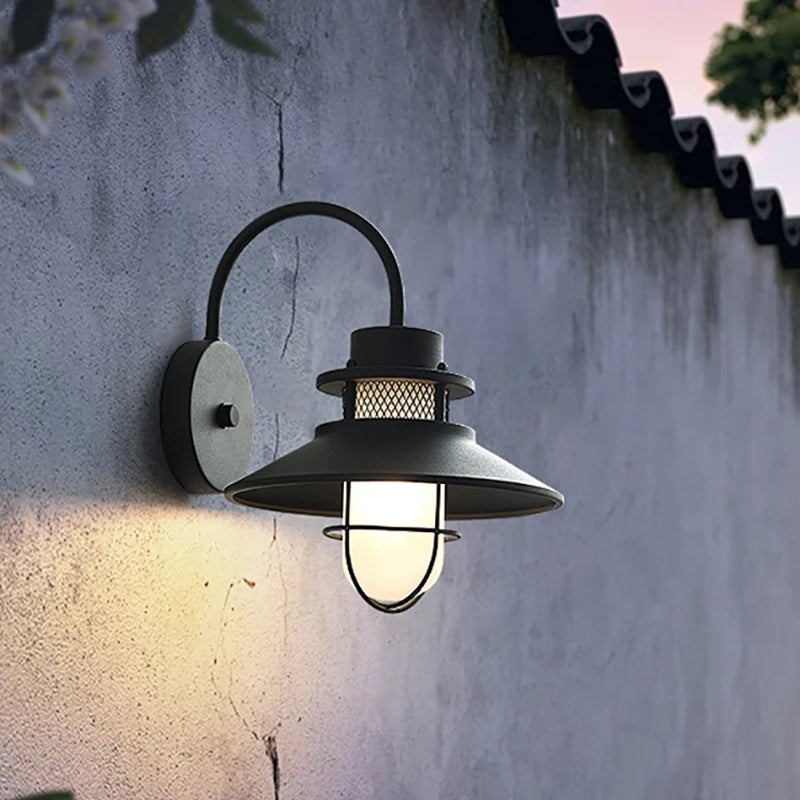Outdoor Wall Lamp – IP54 Waterproof, American Retro Design for Balcony, Terrace, Entrance, Courtyard, and Farmhouse Lighting 