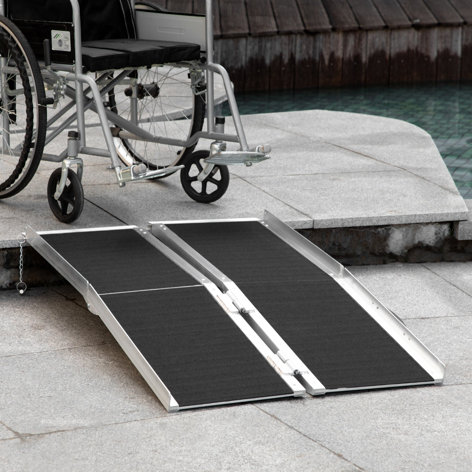 HOMCOM Portable Aluminum Scooter Ramp: 4ft Non-Skid Surface, Foldable Design for Mobility Assistance 