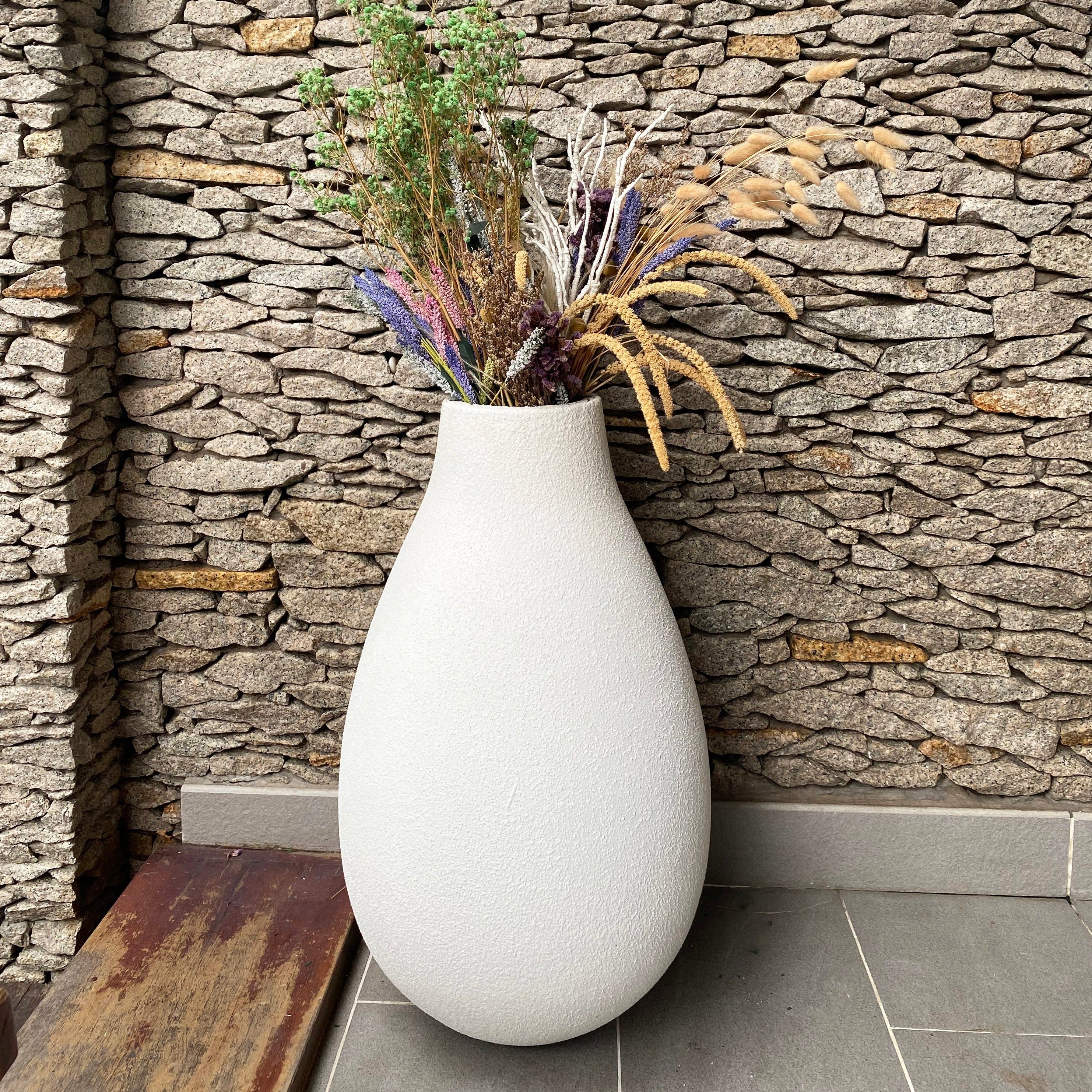 Black Vase Collection 