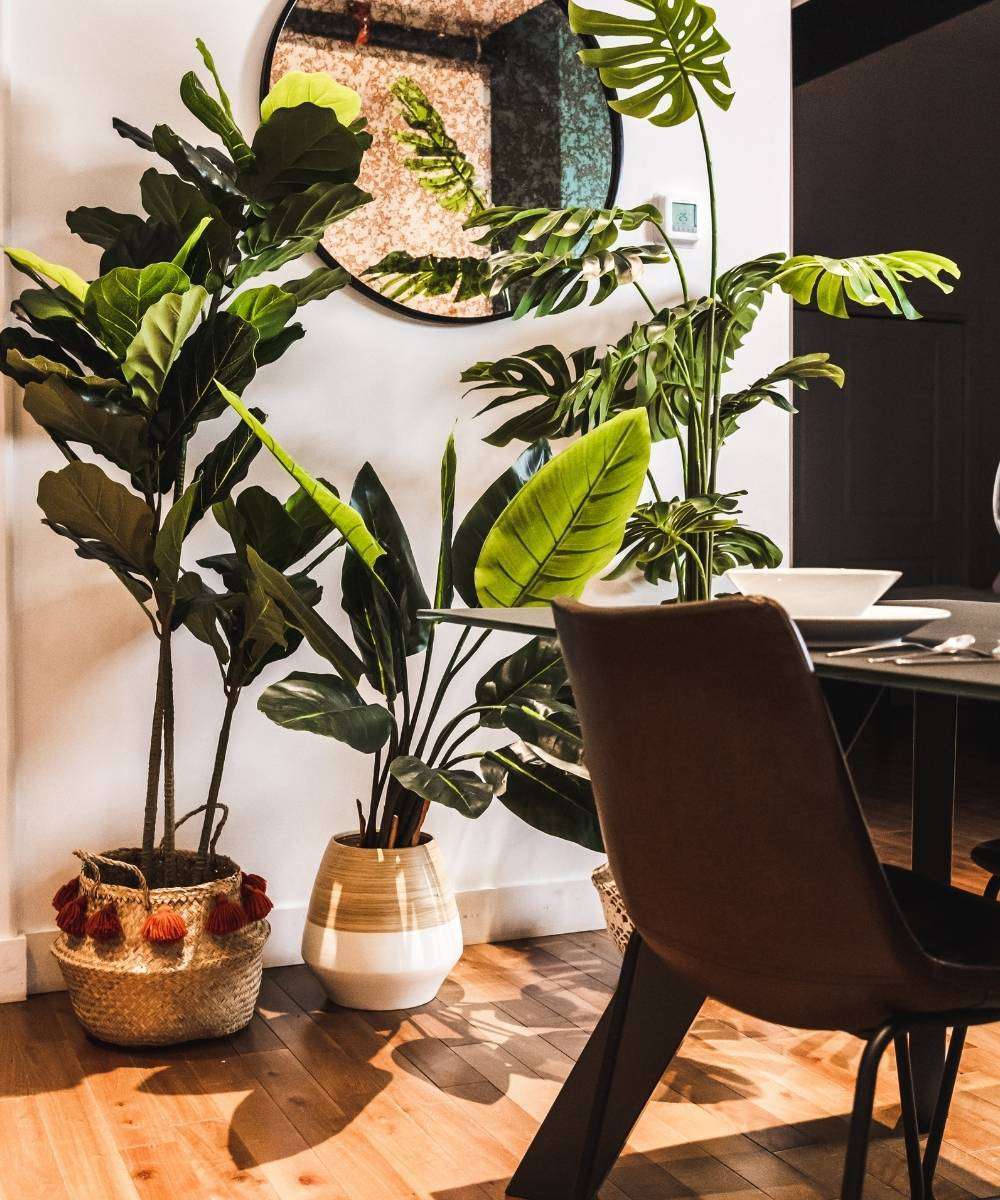 Javi Artificial Spathiphyllum Leaf Potted Plant 51" 