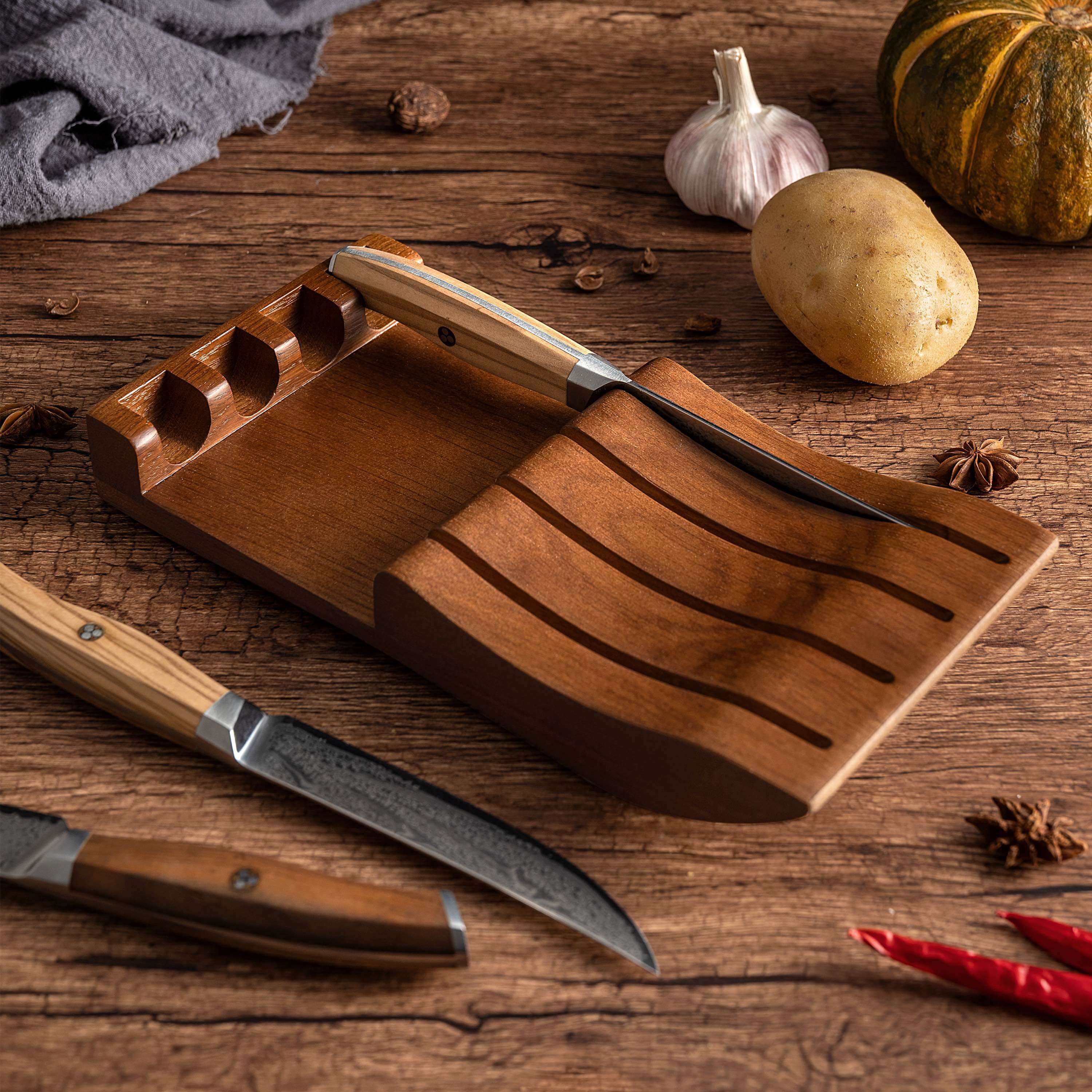 Ginza Steel AMELIA Five – 4-Piece VG10 Damascus Steel Steak Knife Set with Wood Block 