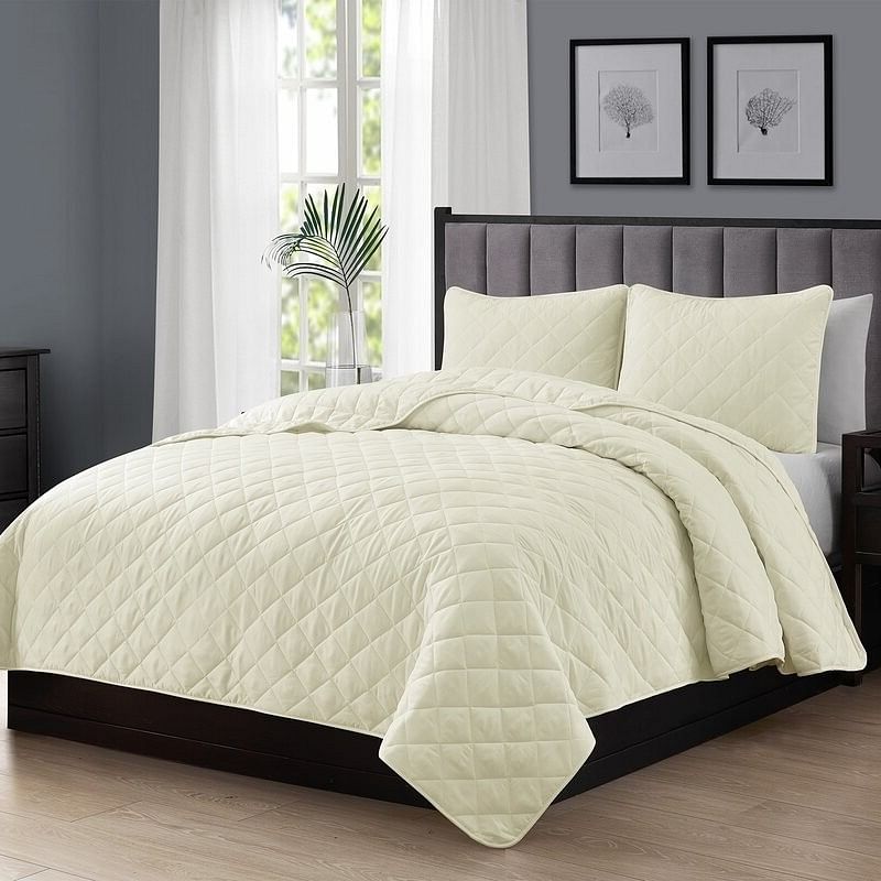 King CAL King 3-Piece Ivory Polyester Microfiber Reversible Diamond Quilt Set - Free Shipping