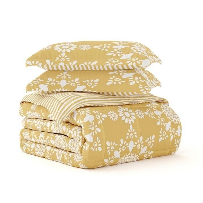 King Size 3 Piece Yellow Reversible Daisy Medallion Stripped Comforter Set - Free Shipping 
