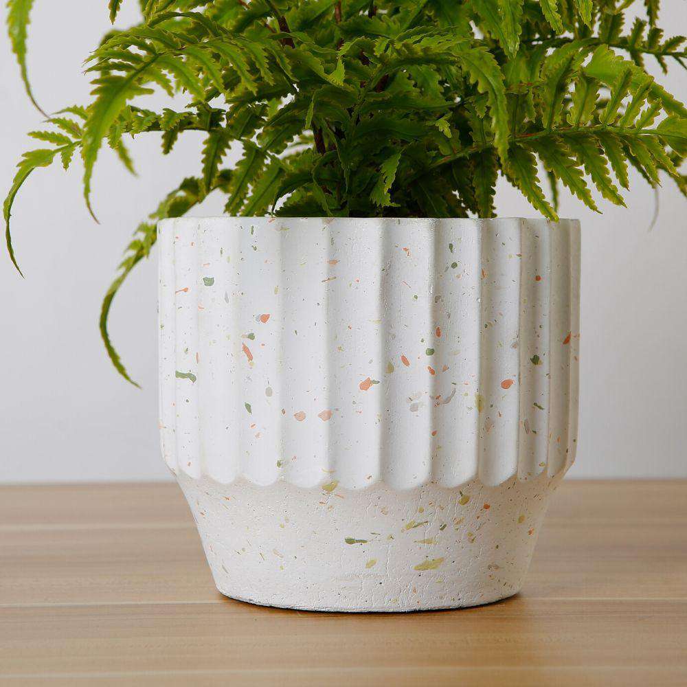 Kuwu Potted Faux Fern 