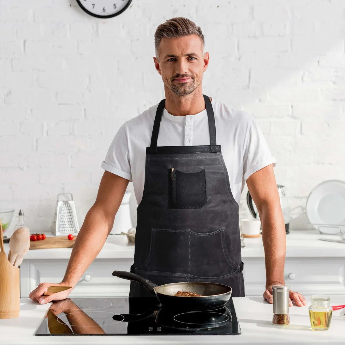 Arucas Leather Canvas Apron