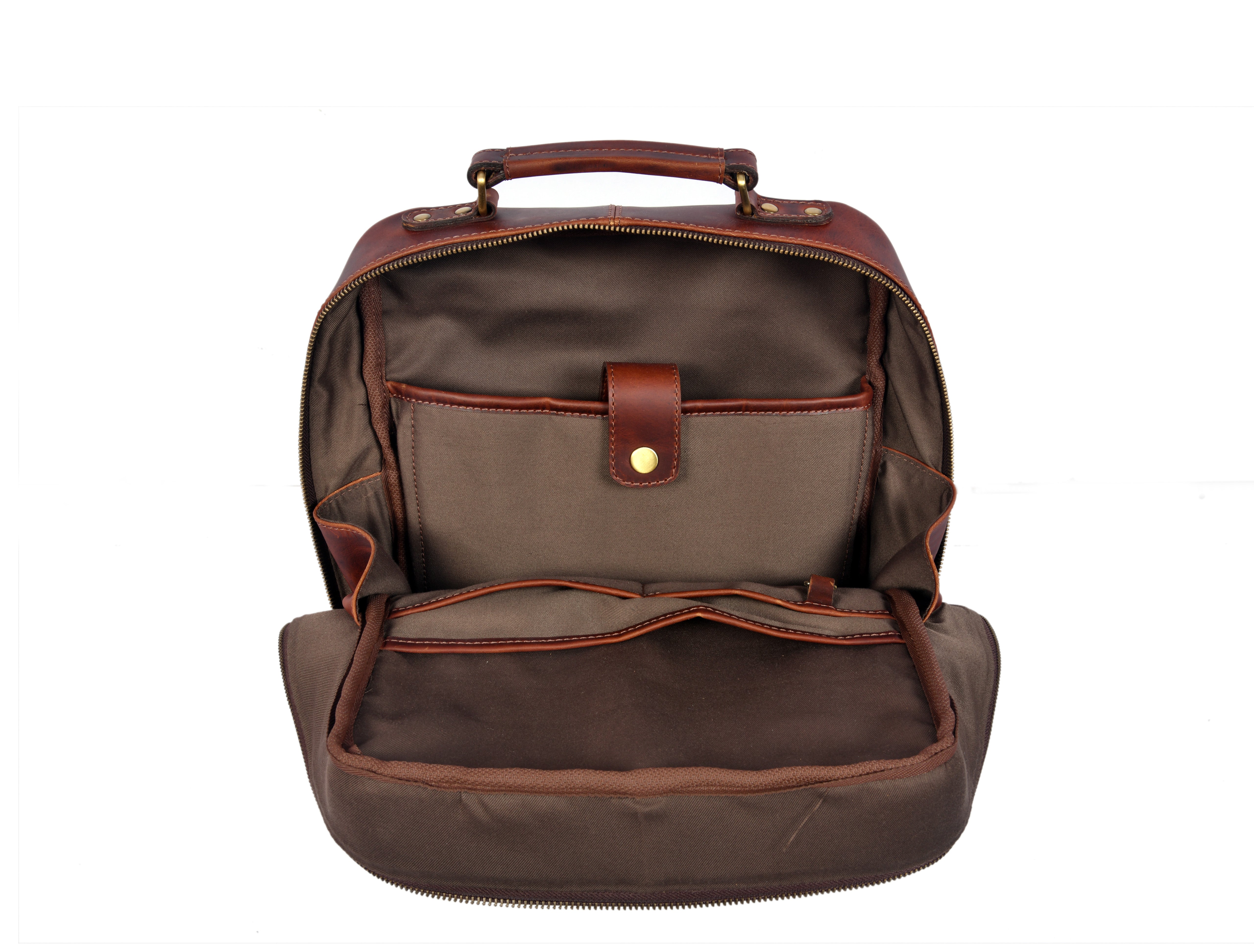 Tolredo Hudson Leather Backpack – Durable & Stylish Carry