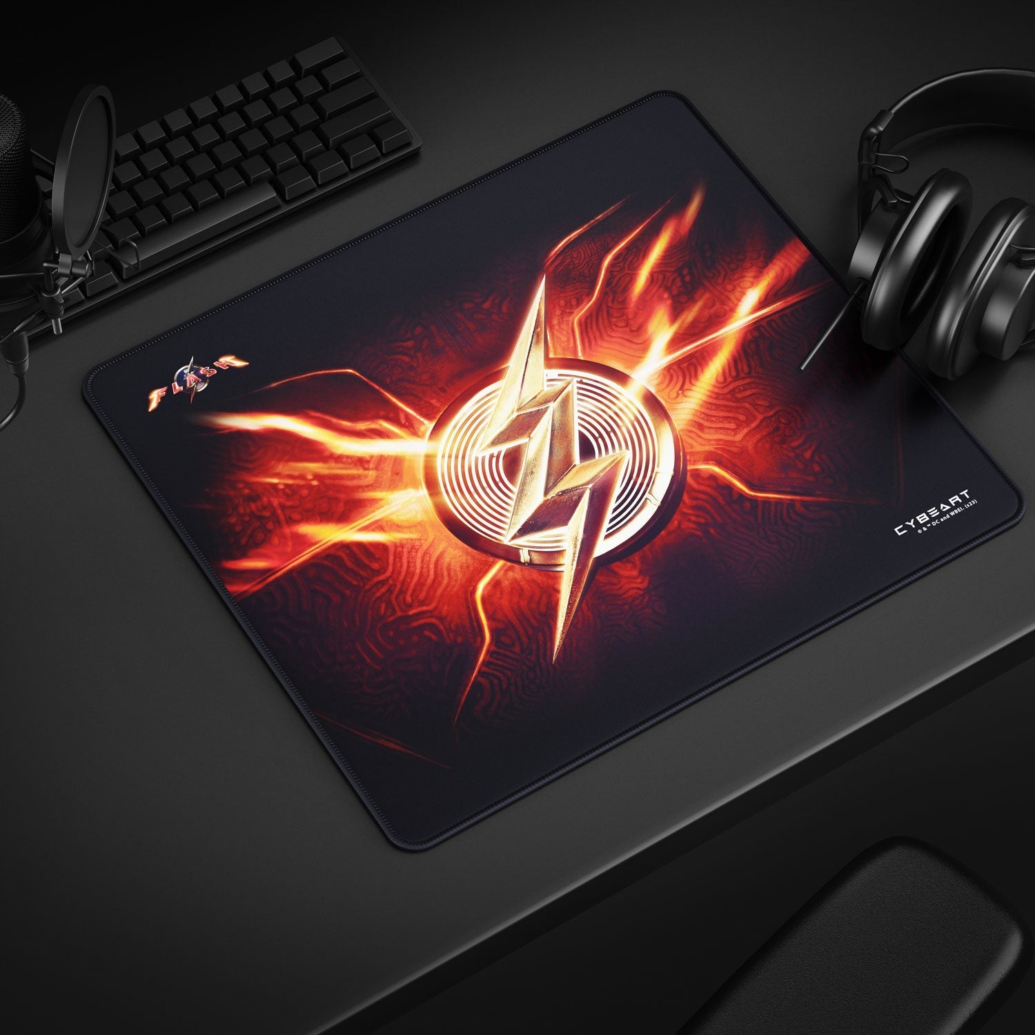 The Flash Gaming Mouse Pad 