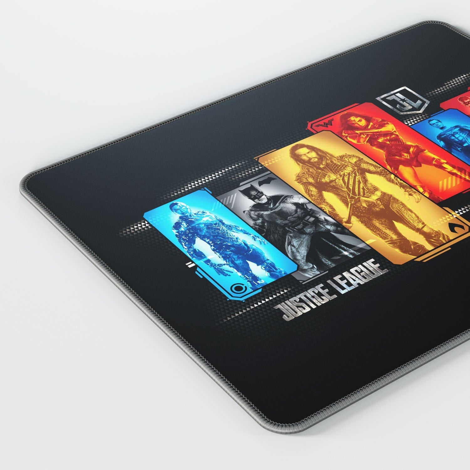 Justice League - Character Portraits Gaming Mouse Pad 