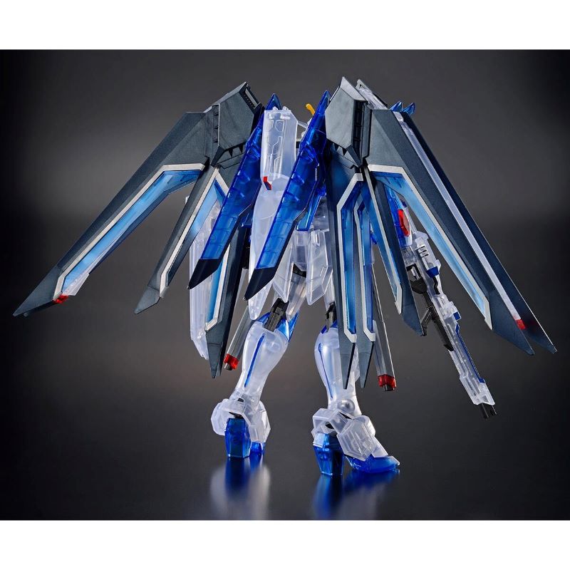 HG 1/144 Rising Freedom Gundam (Clear Color) 