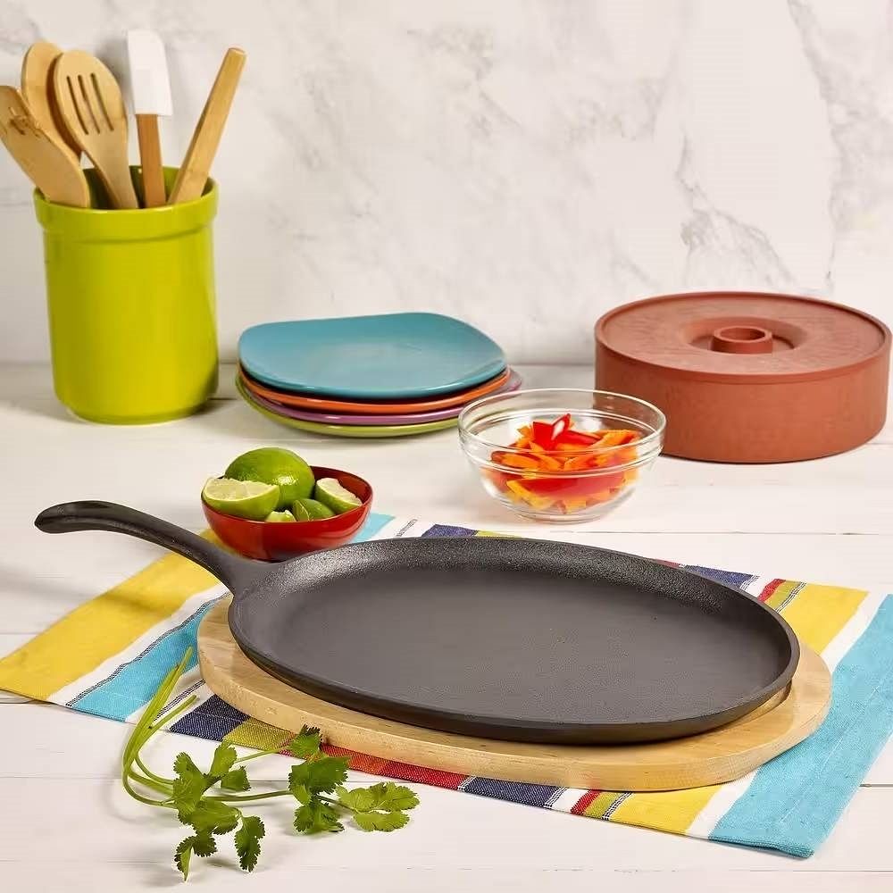 9-inch Cast Iron Flat Skillet Frying Pan Griddle with 10.5-inch Oval Wood Trivet - Free Shipping 