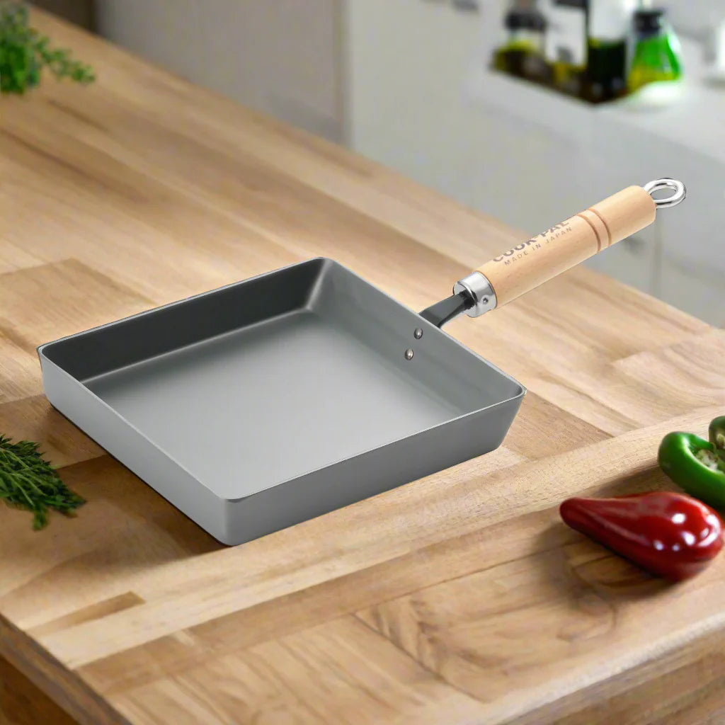 Yoshikawa Cook-Pal Ren Tamagoyaki Omelet / Egg Pan (Large)– Carbon Steel | Made in Japan 