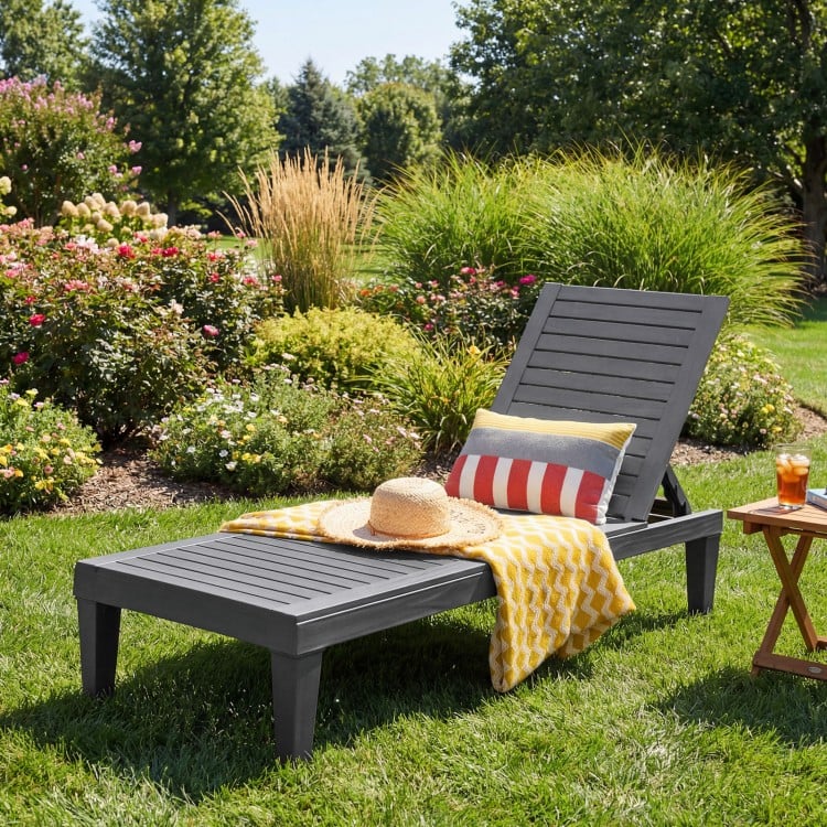 Outdoor Chaise Lounge Chair with 5 Positions Adjustable Backrest-Grey