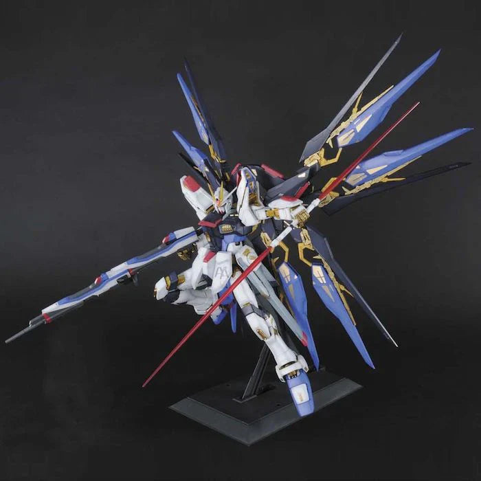 PG 1/60 Strike Freedom Gundam 