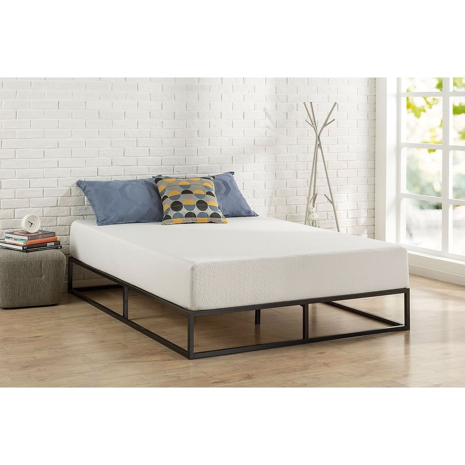 Queen size Modern 10-inch Low Profile Metal Platform Bed Frame with Wood Slats - Free Shipping