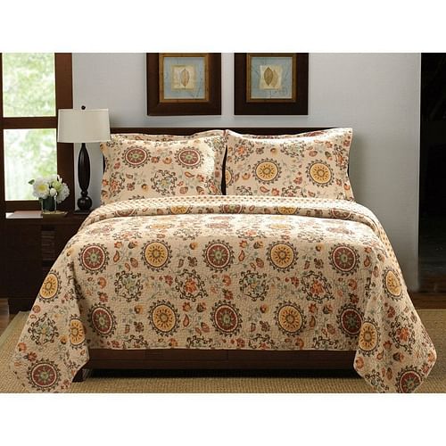 Full / Queen Retro Moon Shaped Floral Medallion Reversible 3 Piece Quilt Set - Free Shipping