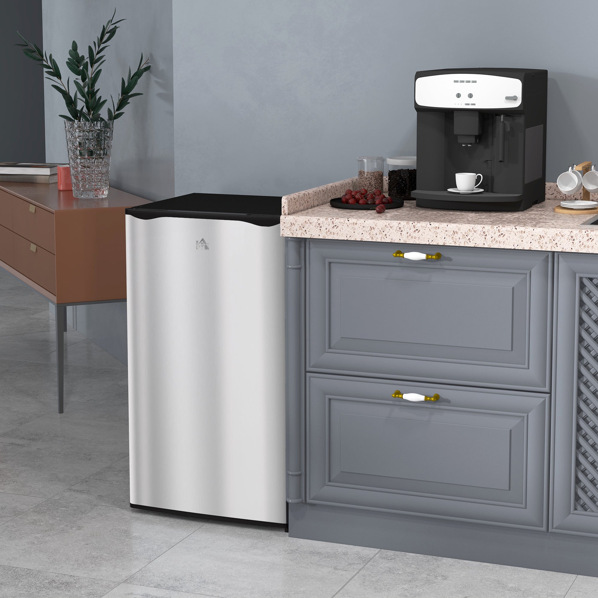 HOMCOM Compact Cooling: Mini Fridge with Freezer, Adjustable Shelf, Mechanical Thermostat, Reversible Door, Silver Finish 