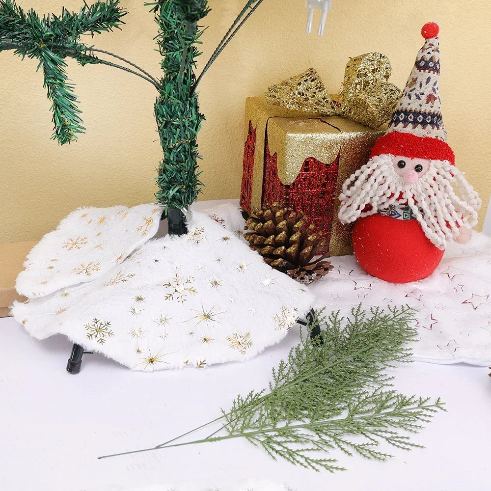 38CM Plush Christmas Tree Skirt White Snowflakes Faux Fur Xmas Trees Skirts Base Cover New Year Navidad Party Decoration Carpet 