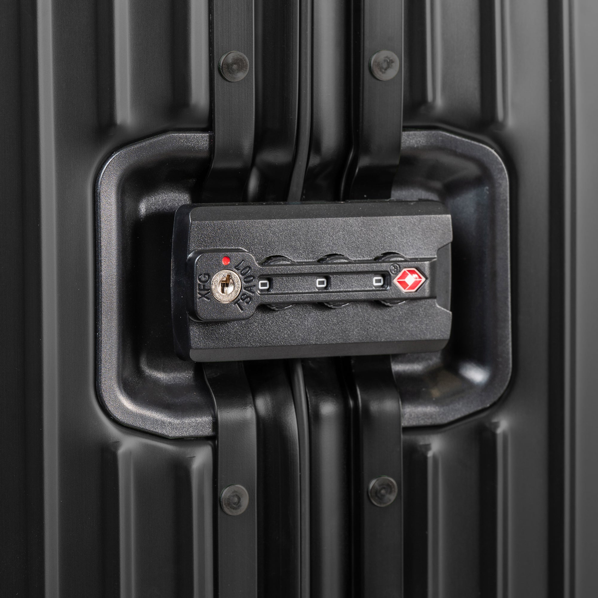 Elite / Aluminum Large 