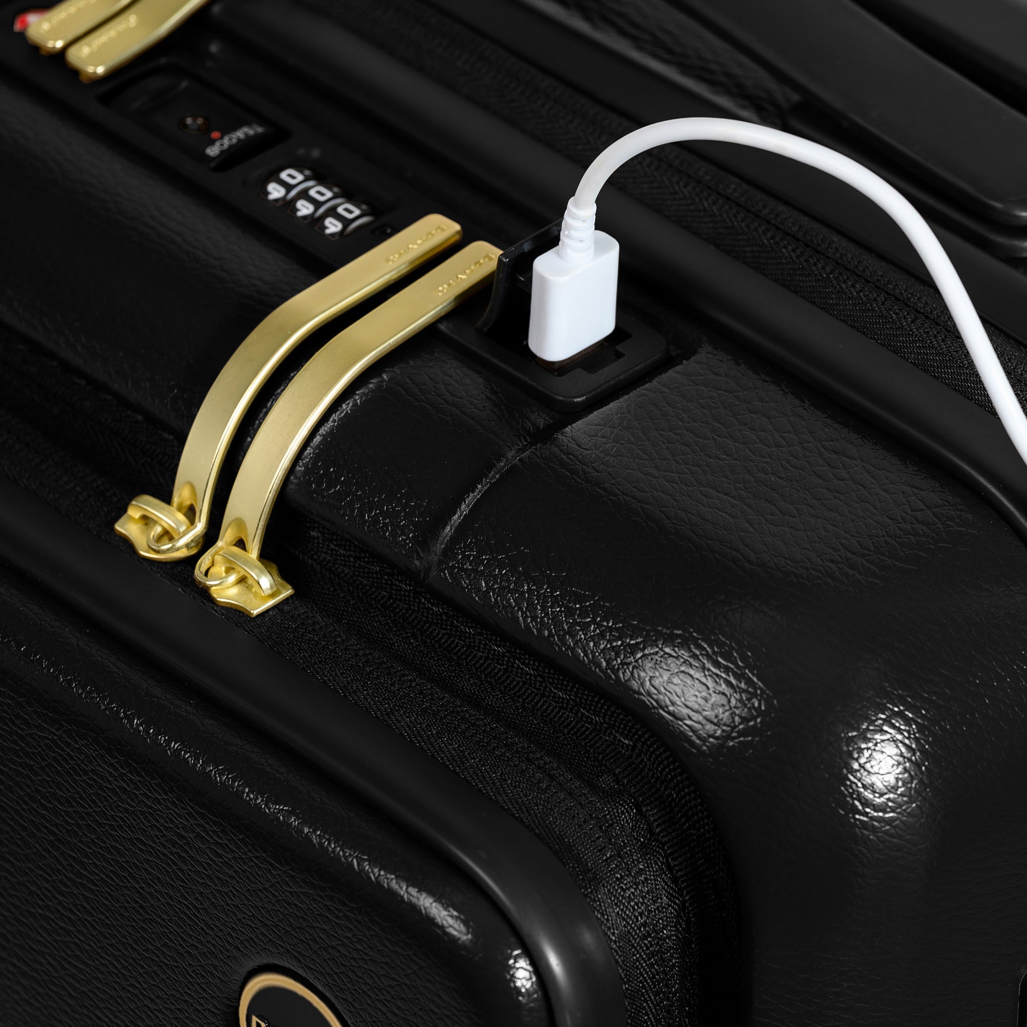 Onyx / Carry-on 