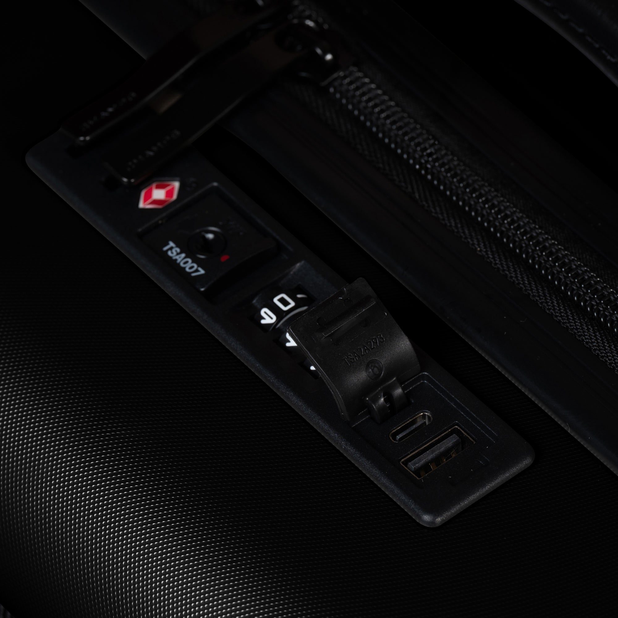 Onyx II / 3-Piece Luggage Set 