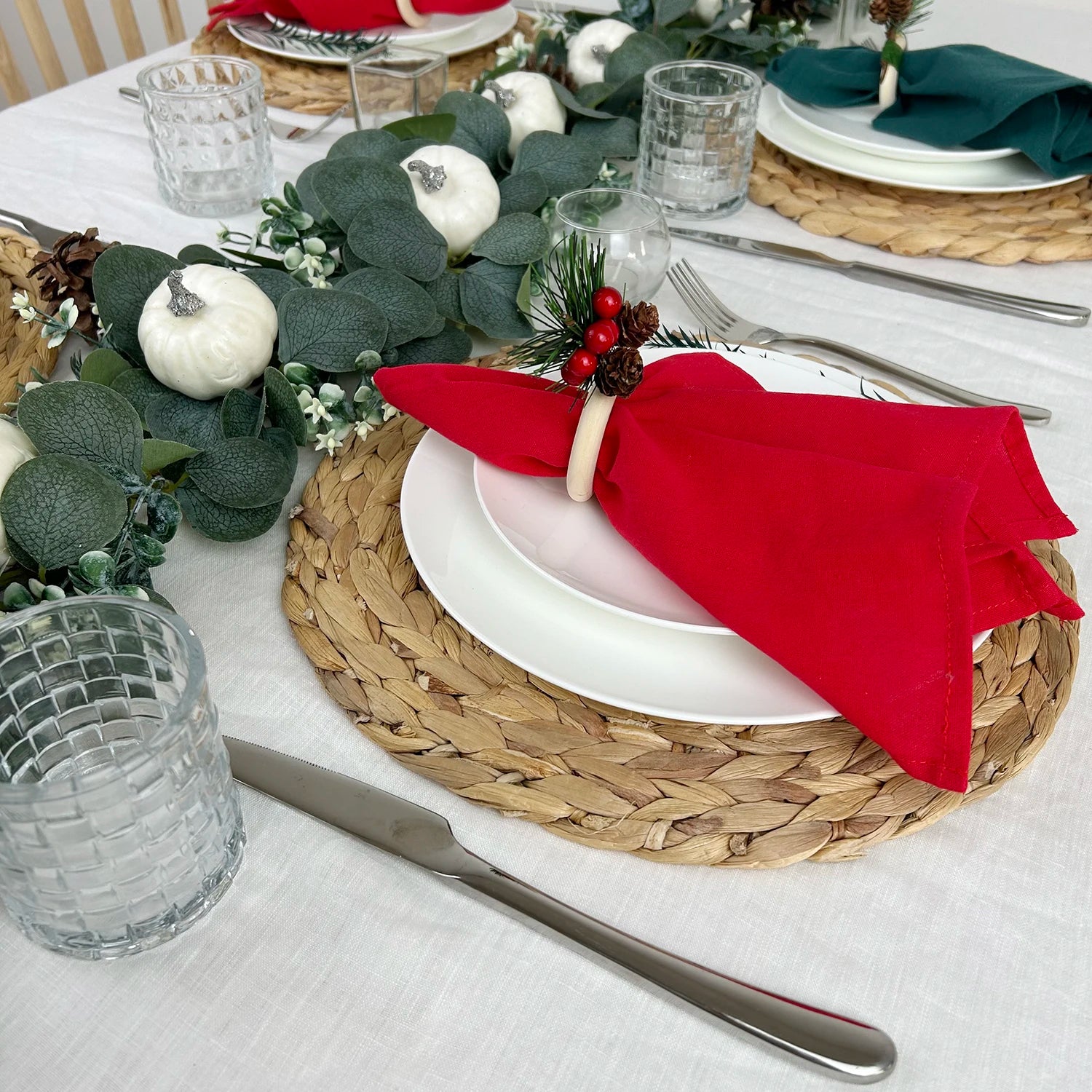 6PCS 30X45cm Christmas Green Red 100% Cotton Cloth Dinner Napkins Soft And Durable Cocktail Napkins Wedding Dinner Napkins 