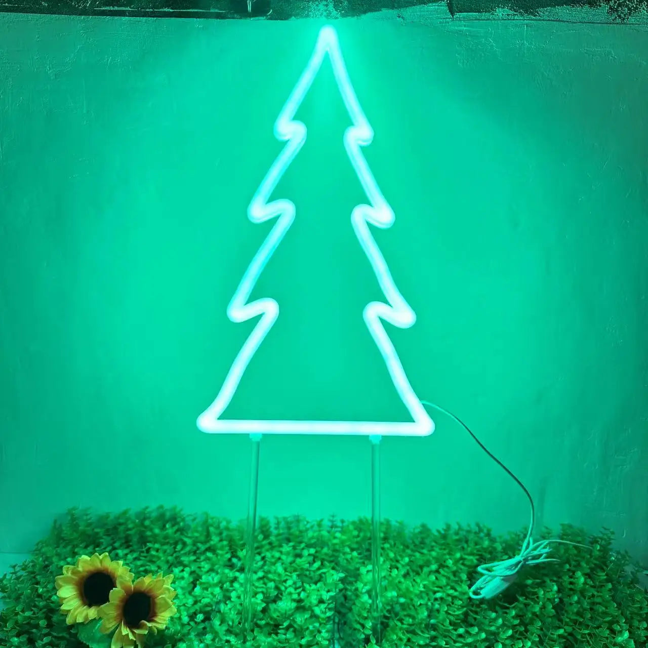 Christmas Tree LED Neon Light Sign for Christmas Shop Window Display Cafe Bar Decor USB Powered Dimmable Night Light Indoor Use