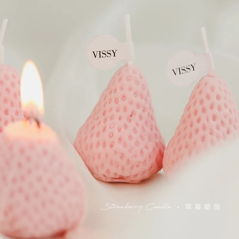 Strawberry Aromatherapy Candle Set, Soybean Wax Fragrance Ornaments, Handmade Simulated Fruits Scented Candles, Home Decorations