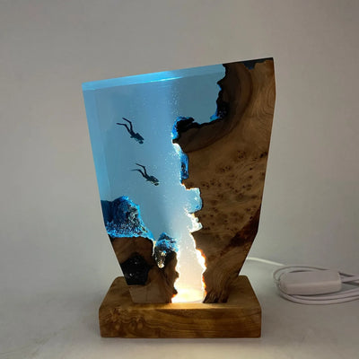 Seabed World Organism Resin Table Light – Creative Art Decoration Lamp with Diving Cave Exploration Theme, USB Charging Night Light 