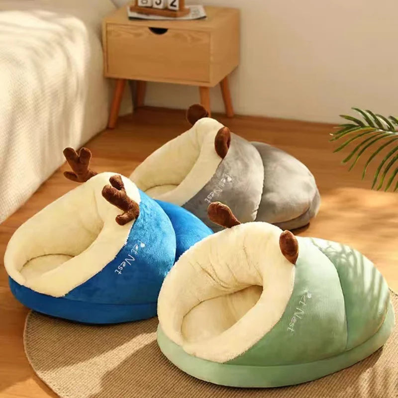 MADDEN Warm Small Dog Kennel Bed Breathable Dog House Cute Slippers Shaped Dog Bed Cat Sleep Bag Foldable Washable Pet House 