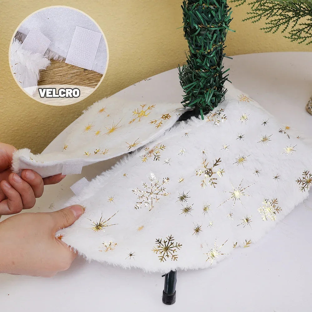 38CM Plush Christmas Tree Skirt White Snowflakes Faux Fur Xmas Trees Skirts Base Cover New Year Navidad Party Decoration Carpet