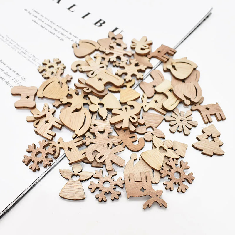 50Pcs Christmas Natural Wooden Chip Santa Claus Snowflake Christmas Tree Hanging Ornaments Pendant Navidad Decoration DIY Craft