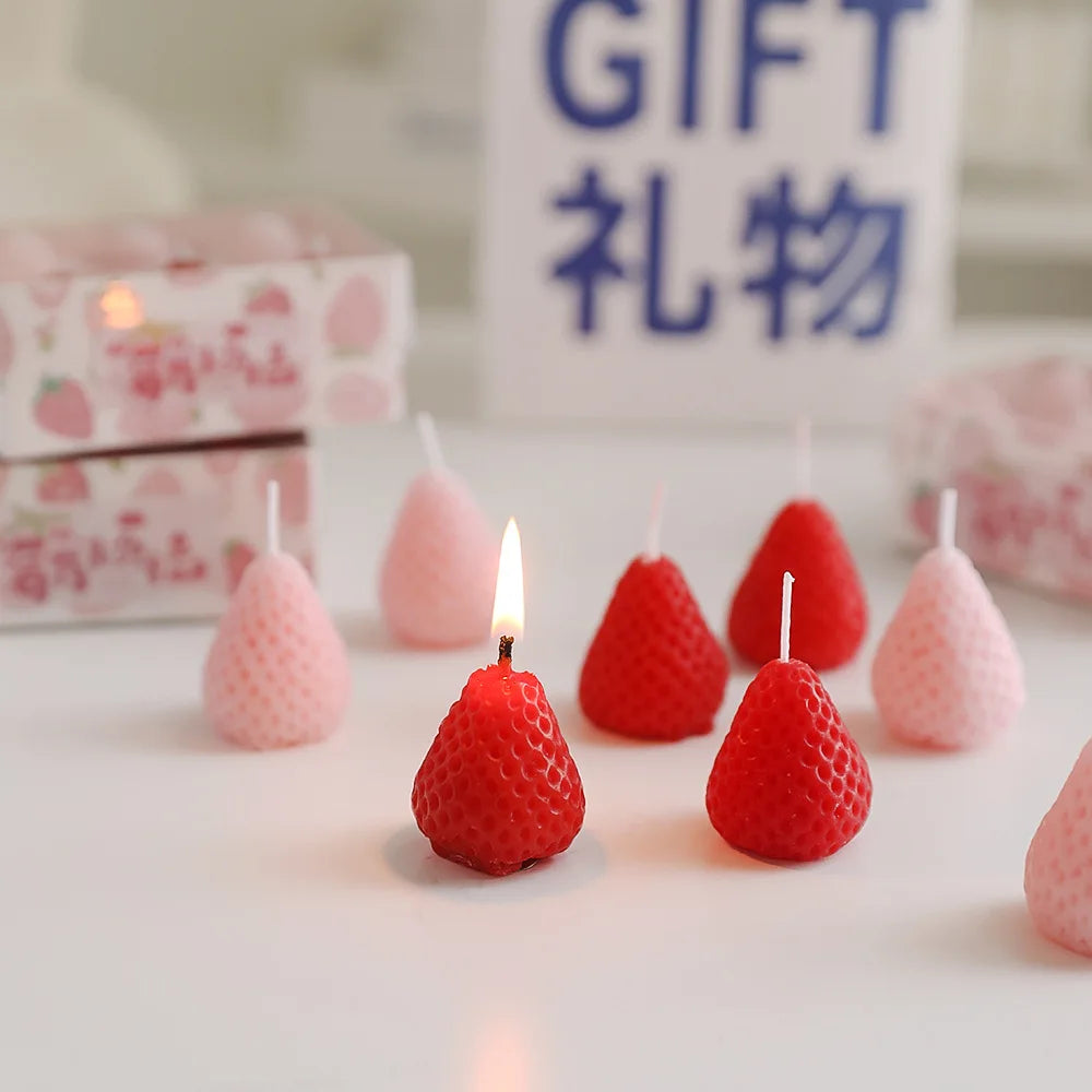 Strawberry Aromatherapy Candle Set, Soybean Wax Fragrance Ornaments, Handmade Simulated Fruits Scented Candles, Home Decorations