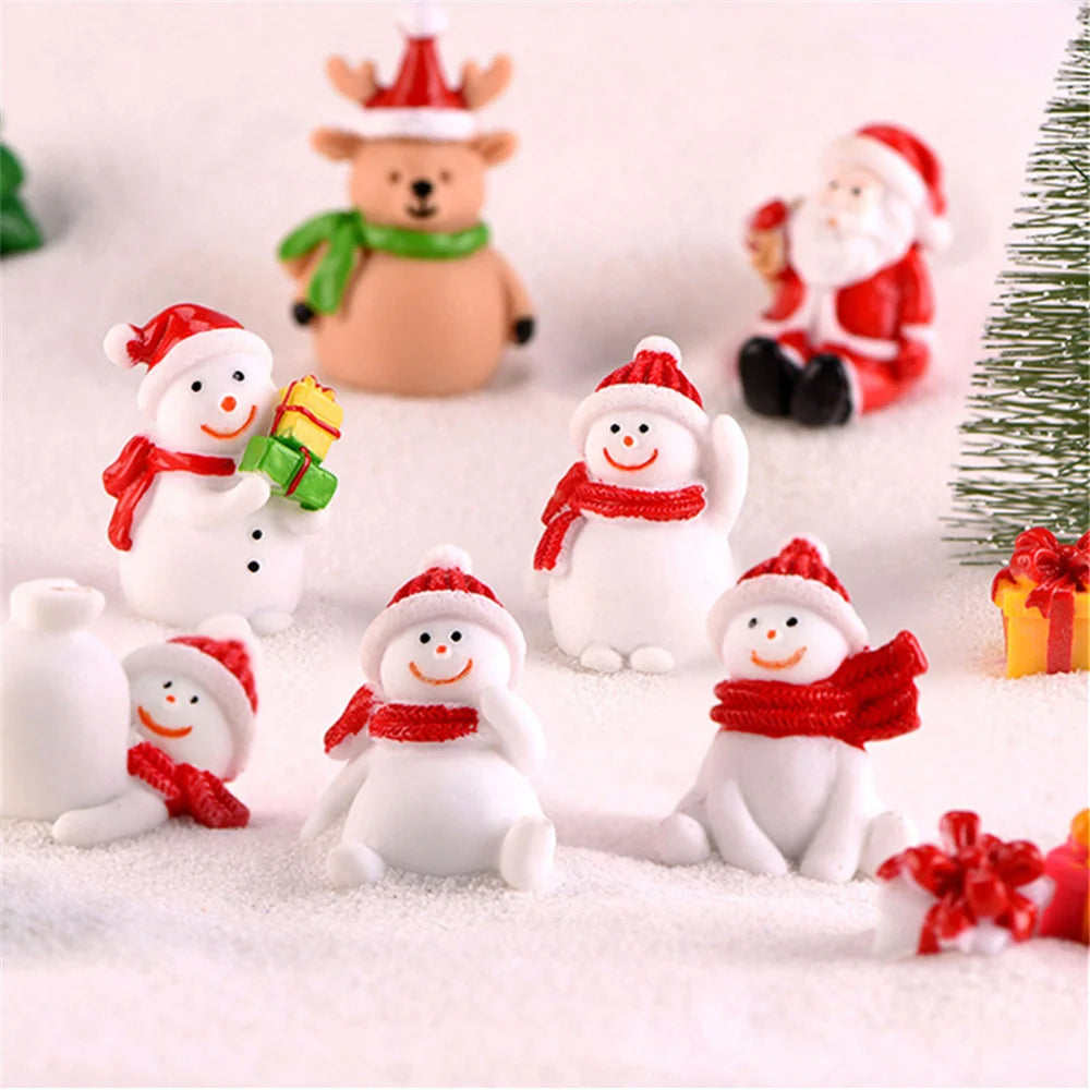 Mini Resin Christmas Decoration Micro Landscape Santa Claus Snowman Tree Ornament DIY Miniature Garden Figurine Home Decor