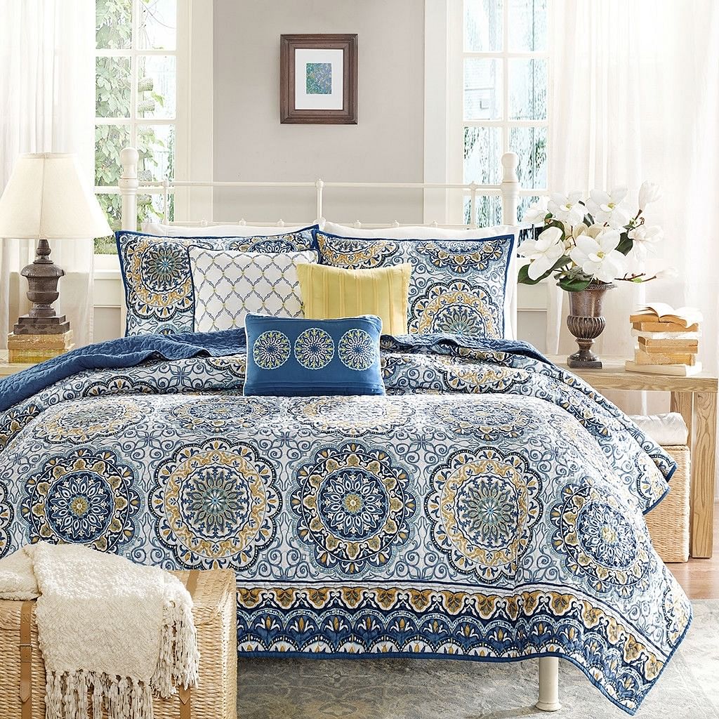 Queen size 6-Piece Coverlet Quilt Set in Blue Floral Pattern - Free Shipping