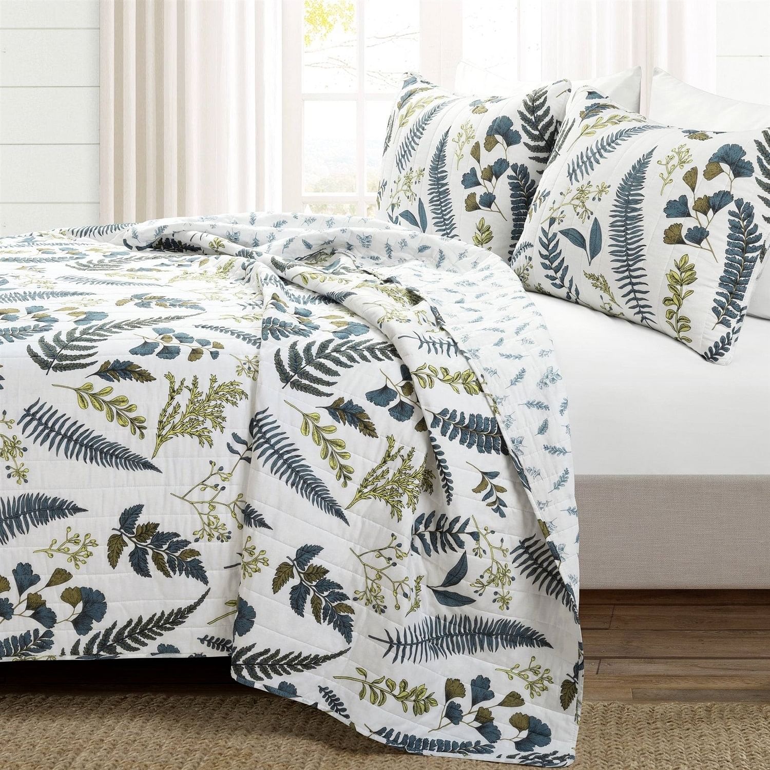 Full/Queen Reversible Cotton Lightweight Floral Fern 3 Piece Quilt Set - Free Shipping 