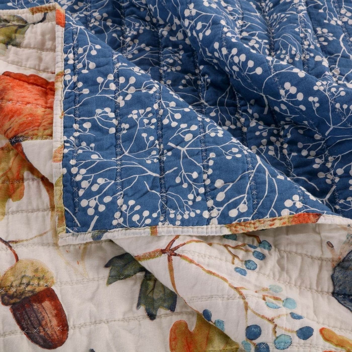 Twin 2-Piece Blue Beige Birds Animals Floral Reversible Quilt Set - Free Shipping