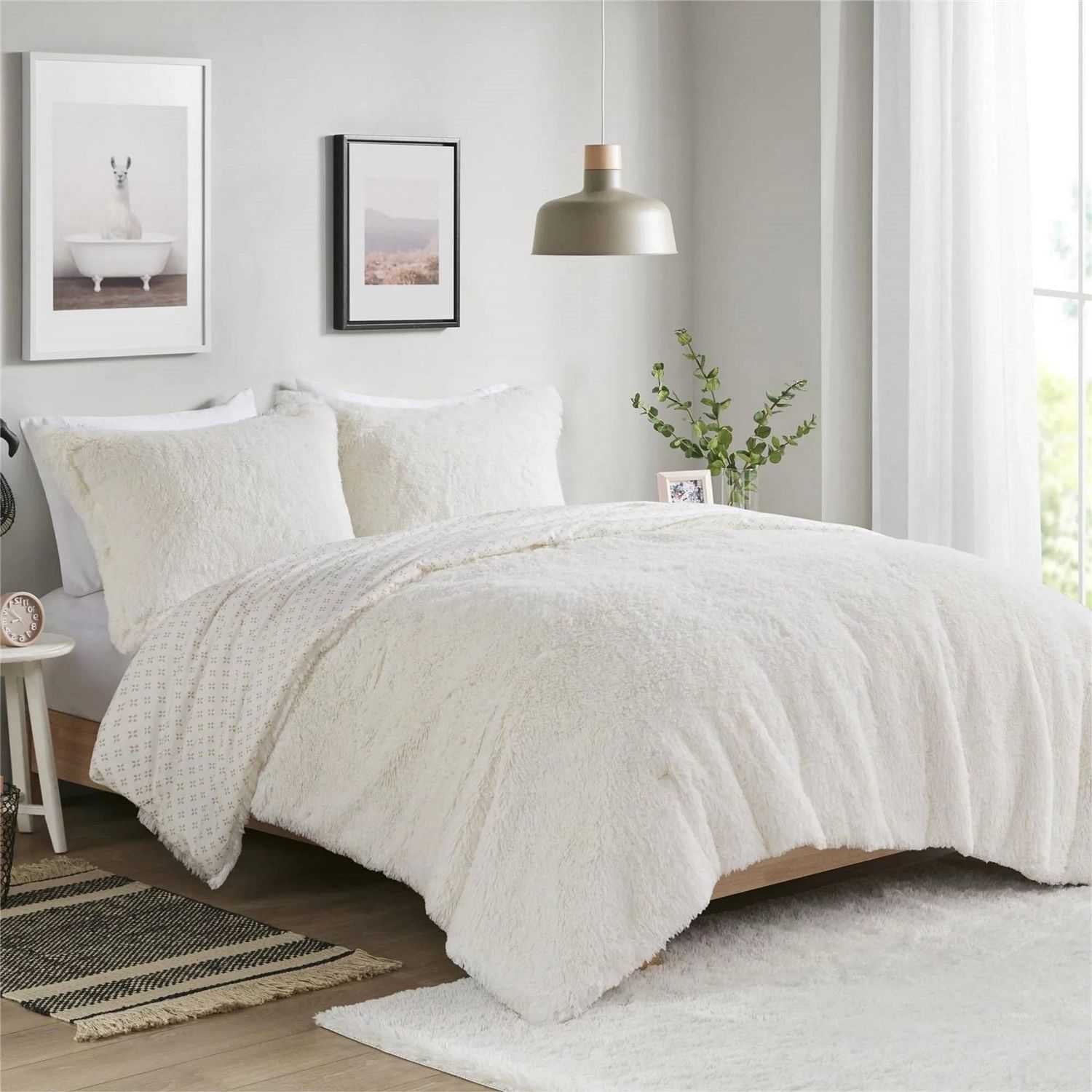 Twin/Twin XL size Reversible Soft Sherpa Faux Fur 2-Piece Comforter Set in Ivory - Free Shipping