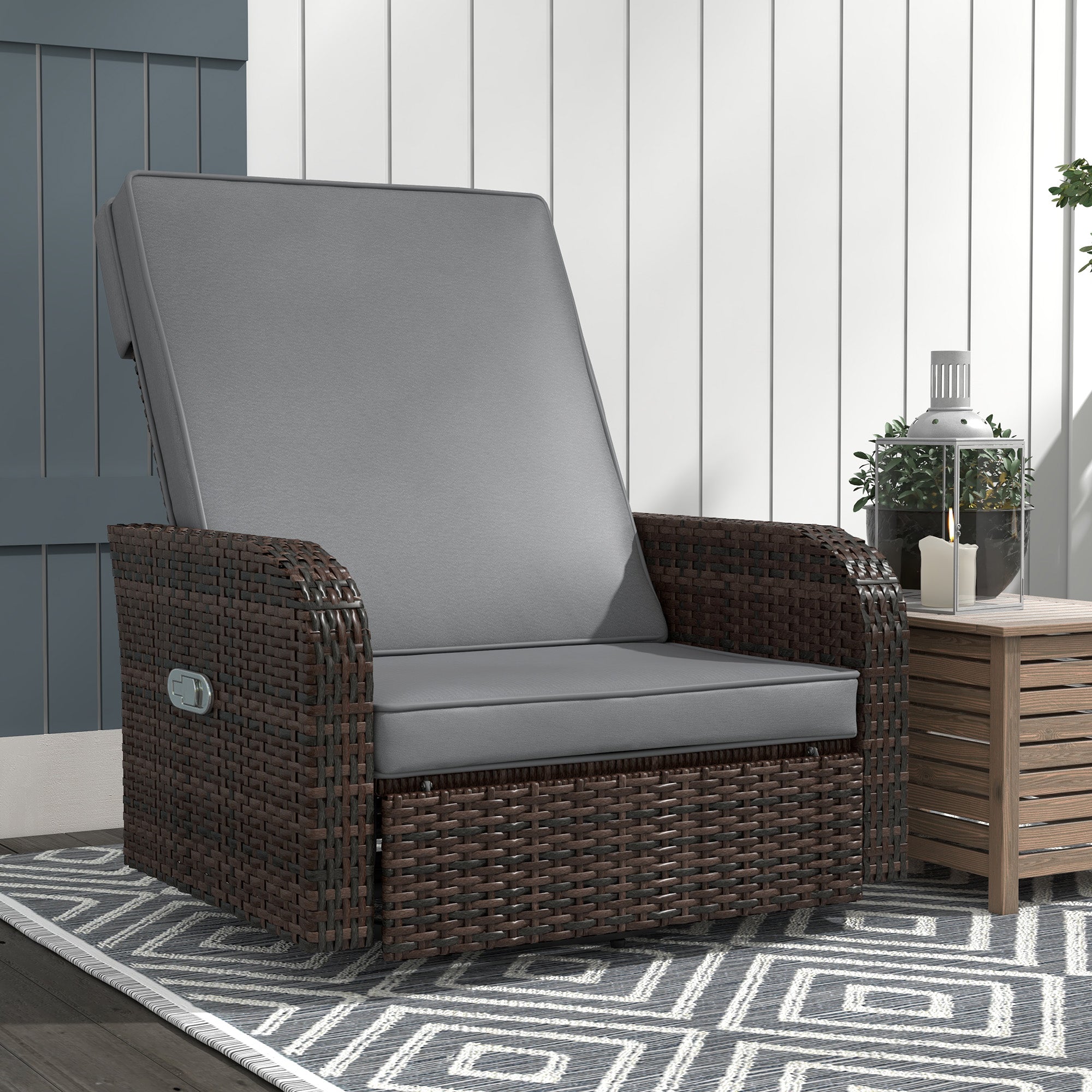 Outsunny Wicker Swivel Chair with Cushion Patio Recliner Chair Grey 