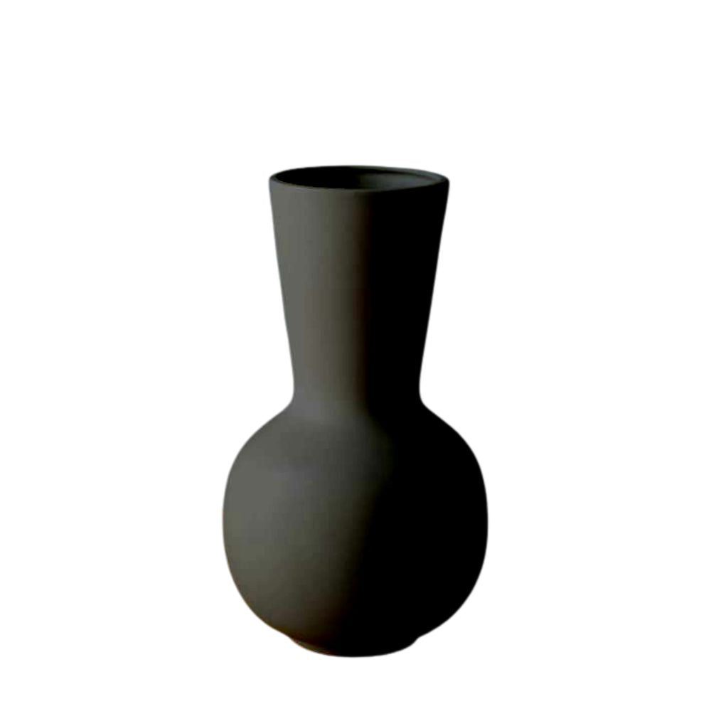 Black Vase Collection 